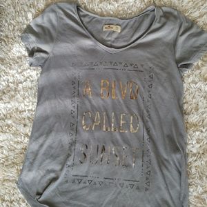 NWOT Hollister T-shirt